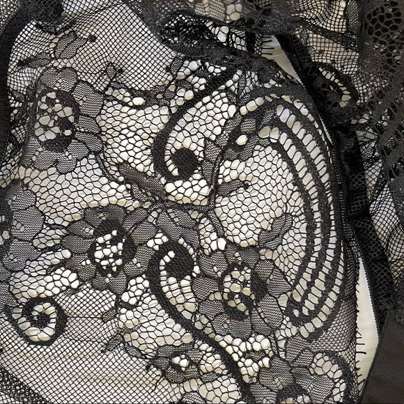 La Petite Coquette Black lace panties size XL - Picture 3 of 3